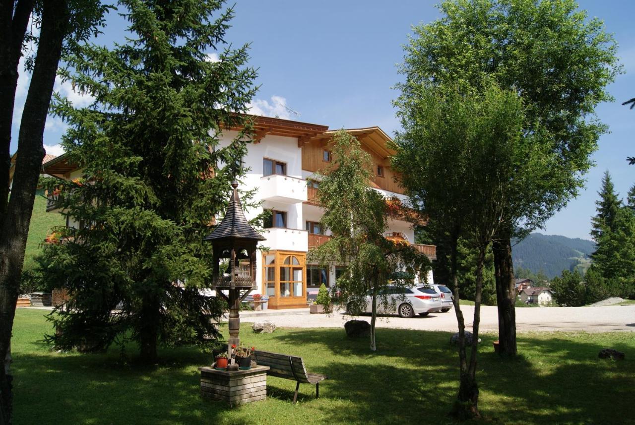 Guesthouse Rungg Abtei Exterior foto