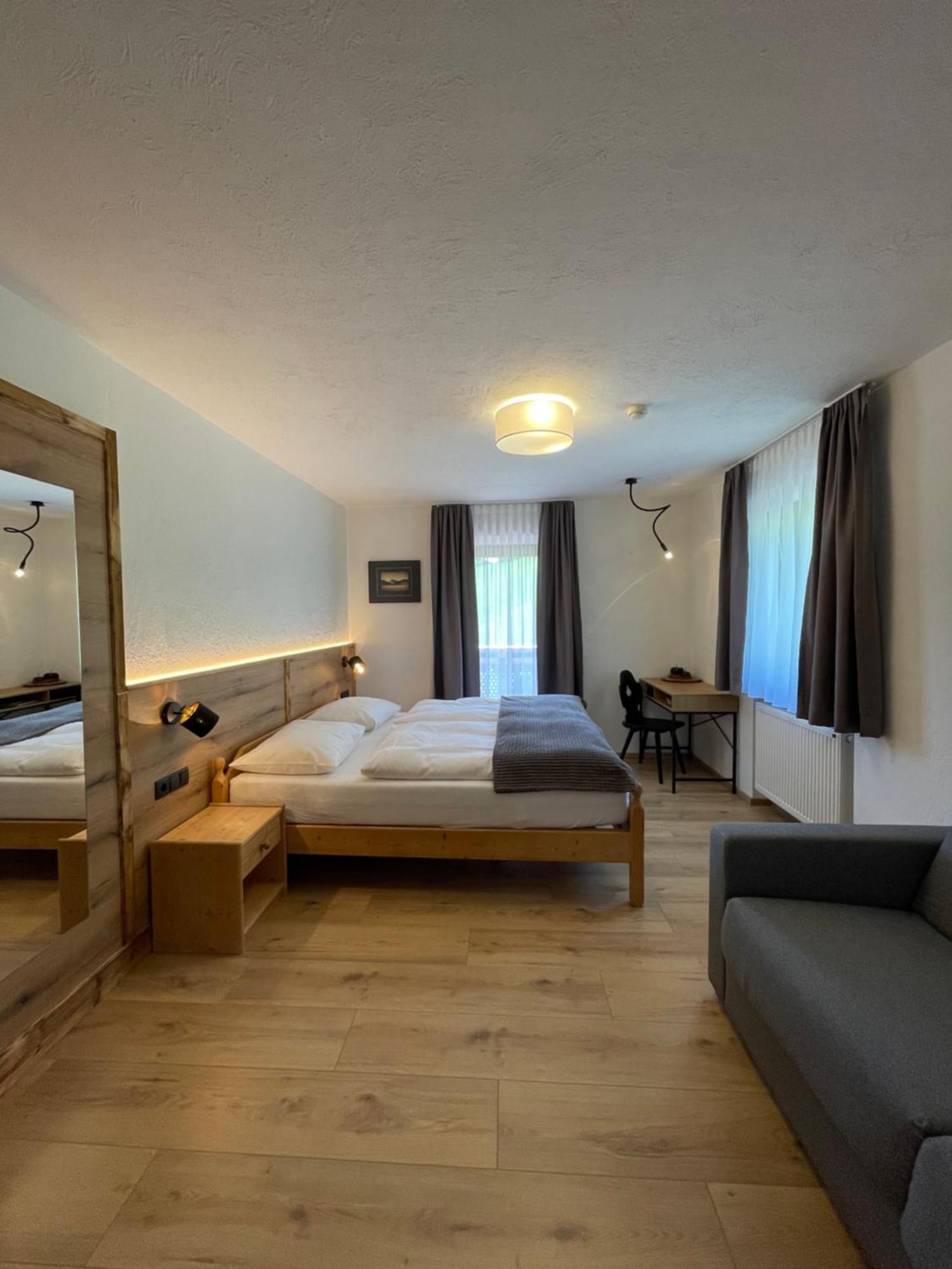 Guesthouse Rungg Abtei Exterior foto